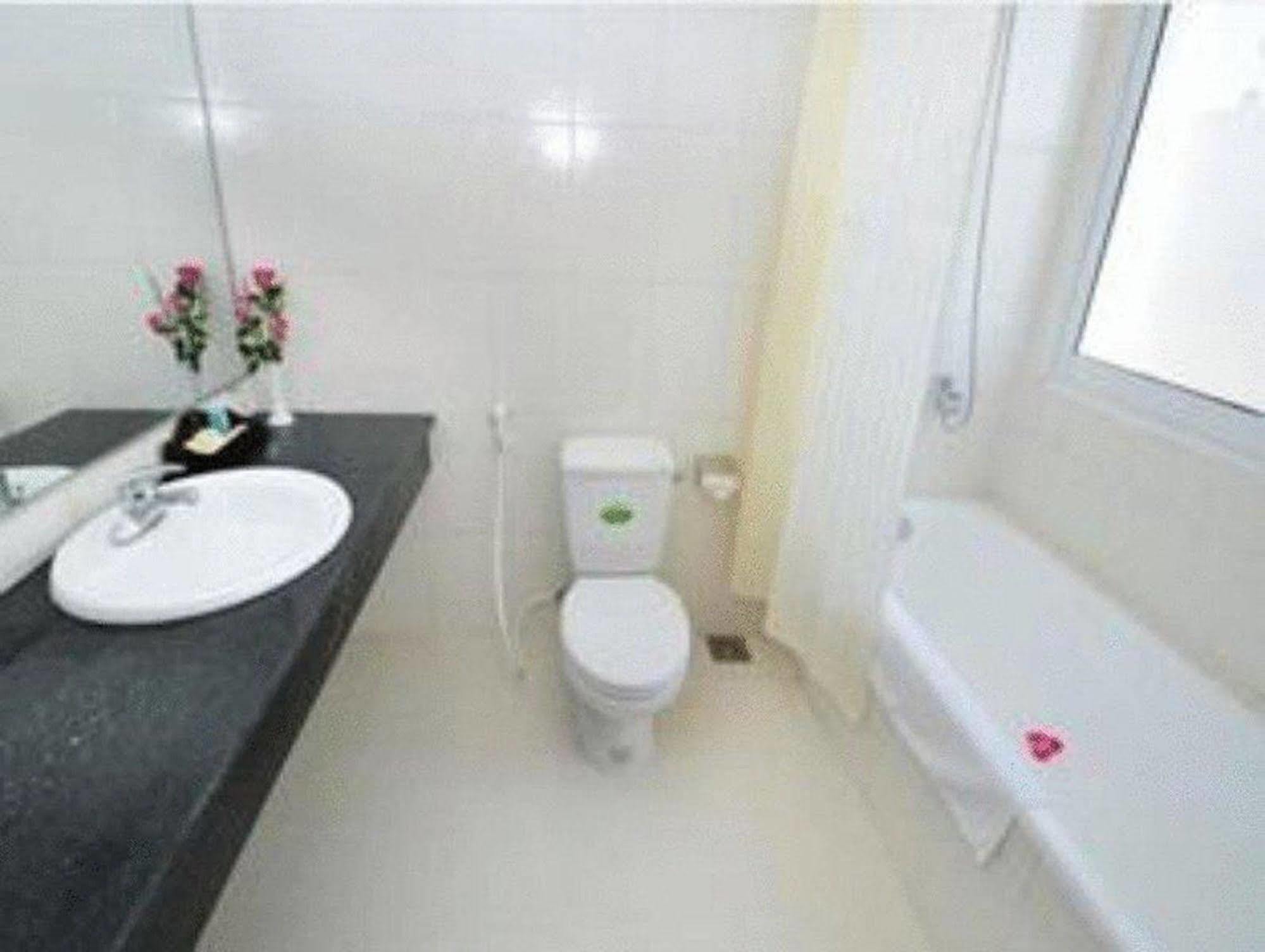 Lam Bao Long Hotel Хюе Екстер'єр фото
